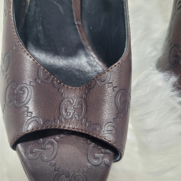 🔹️ Gucci 🔹️peep toes heels size 37/ 7 US ✨️🤎 - Picture 3 of 13